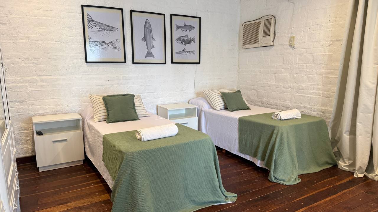 Espacios comunes del lodge en Paso de la Patria